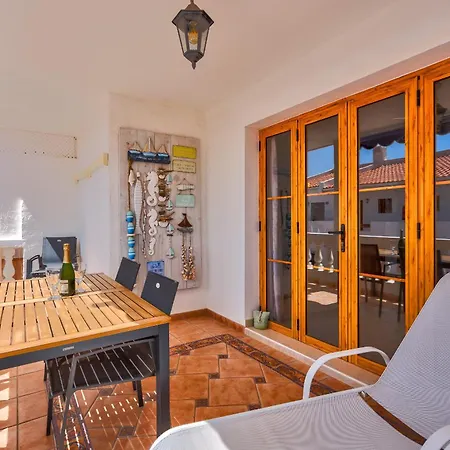 Апартаменты Port Royal Ocean View In Cristianos